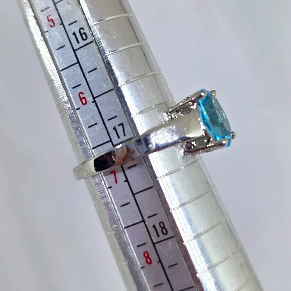 Beautiful Silver Oval Faceted Light Blue Rhodium Plated Solitaire Ring Sz 6.75